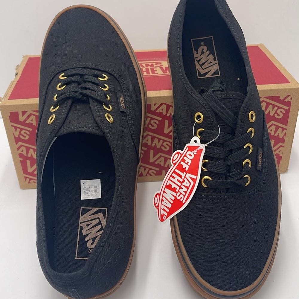 Vans WMNS Black Canvas Sneakers Authentic
Black/Rubber
VN000TSVBXH - Picture 5 of 16